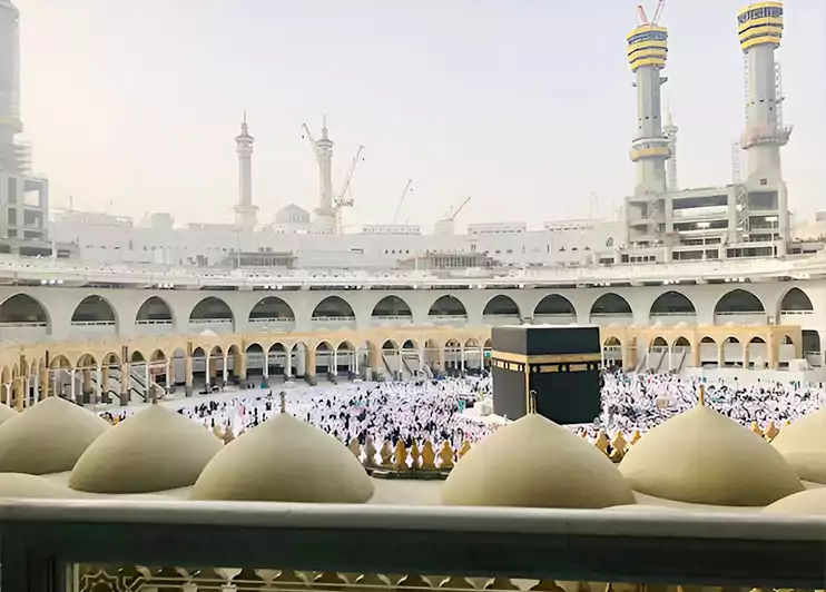 10 Nights 4 Star December Umrah Package